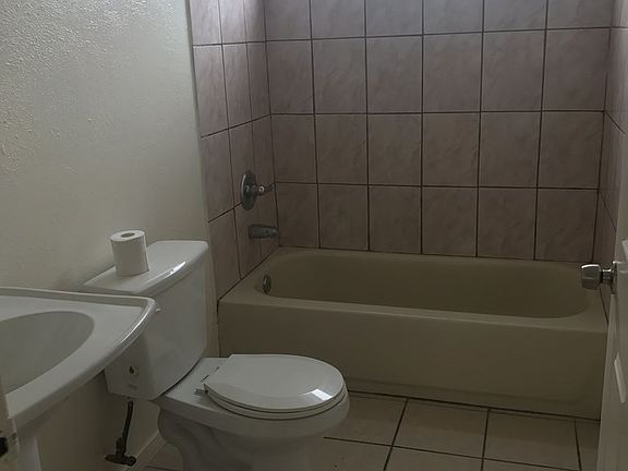 4th image of 249 W 113th St