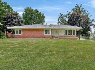 6522 Lincoln Ave, Windsor Heights, IA 50324