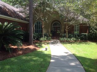 420 Clubhouse Dr, Fairhope, AL 36532