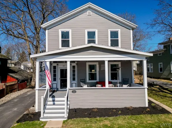 24 Charlotte St, Baldwinsville, NY 13027