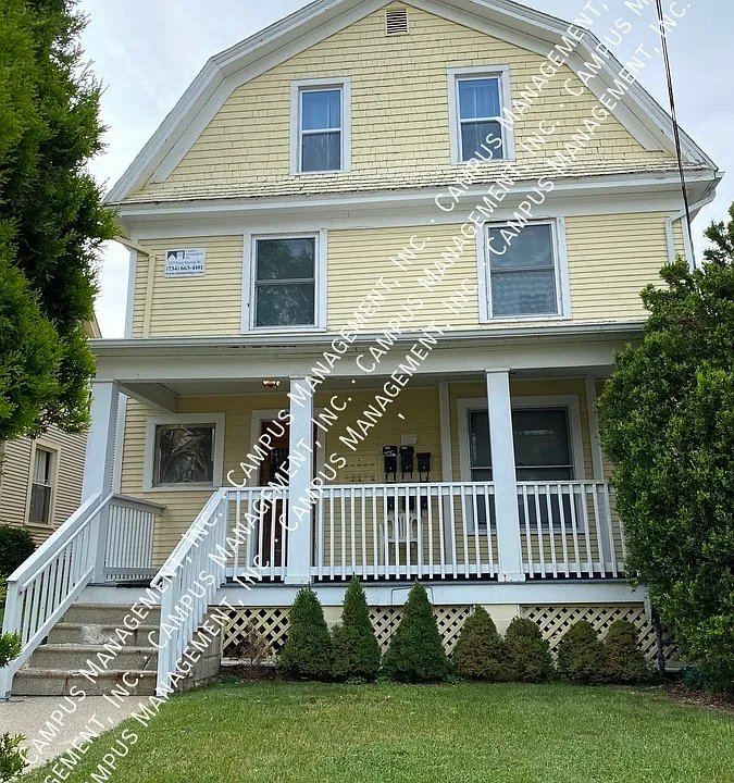 822 Arch St #3