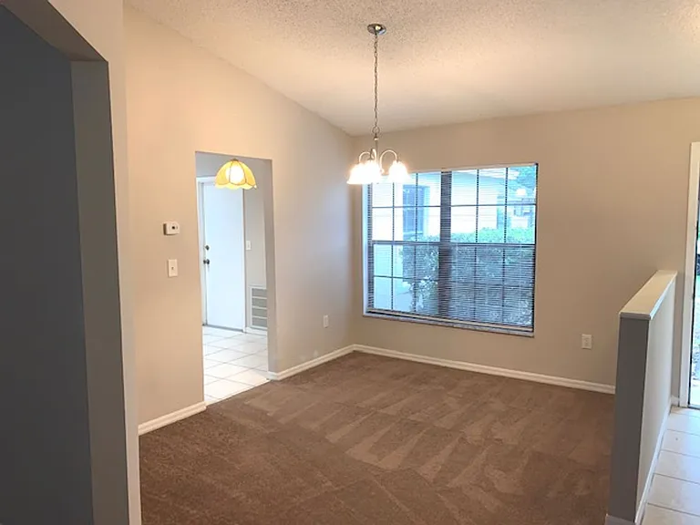 1140 Zachary Ridge Ct — Photo 6
