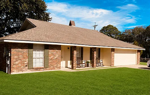 100 Merida Dr Photo 1