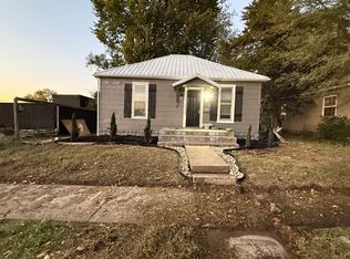 129 E Walnut St, Sedalia, MO 65301