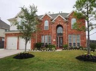 3211 Thurlow Dr, Pearland, TX 77581