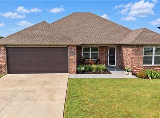 1002 Macy Ln, Elkins, AR 72727