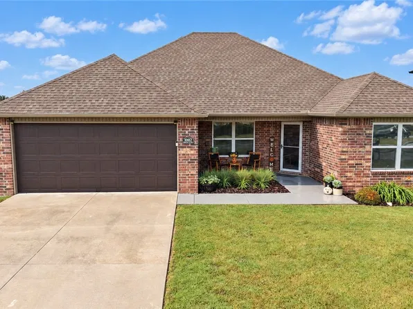 1002 Macy Ln, Elkins, AR 72727