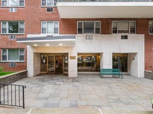 5240 39th Dr APT 4U, Woodside, NY 11377