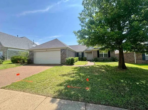 1532 Pemberton Ln, Cordova, TN 38016