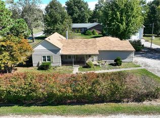 802 E Pleasant St, Bunker Hill, IL 62014