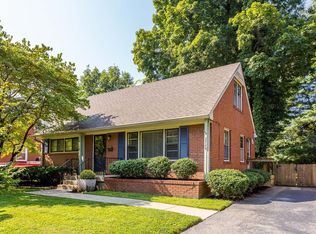 3740 Glenmeade Rd, Louisville, KY 40218