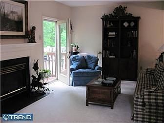 2nd image of 109 Tuckahoe Ln