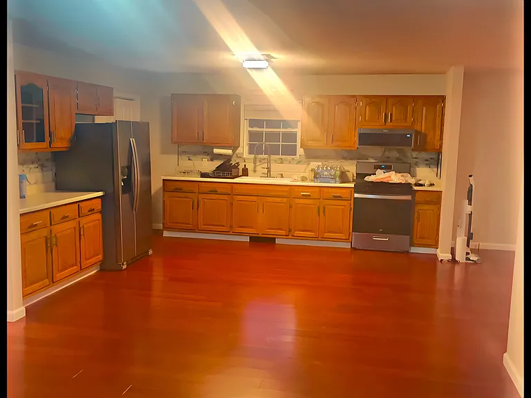 403 Cheryl Dr — Photo 9