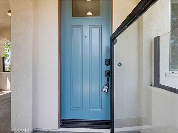 4th image of 97 Adelfa St