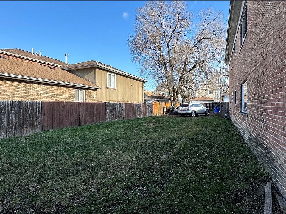 2nd image of 1417 S 49th Ct