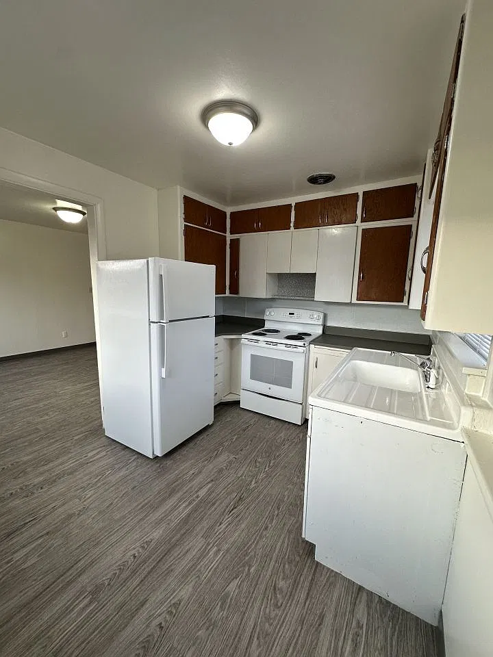 1 bed, 1.0 bath, $795 — Photo 3