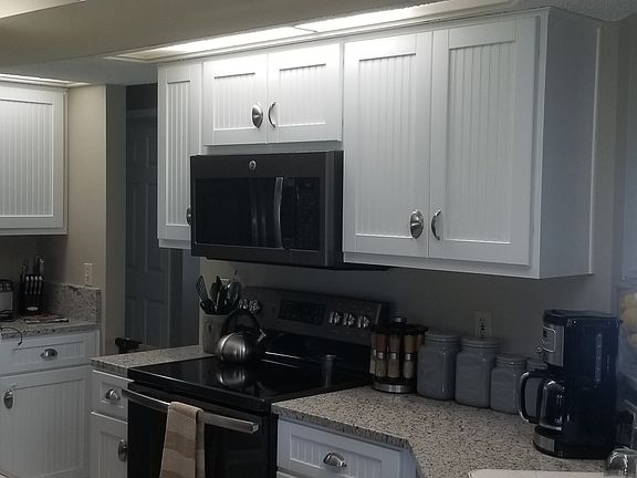 Brand New Kitchen Cabinets 