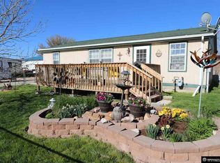 210 Angus Loop, Douglas, WY 82633