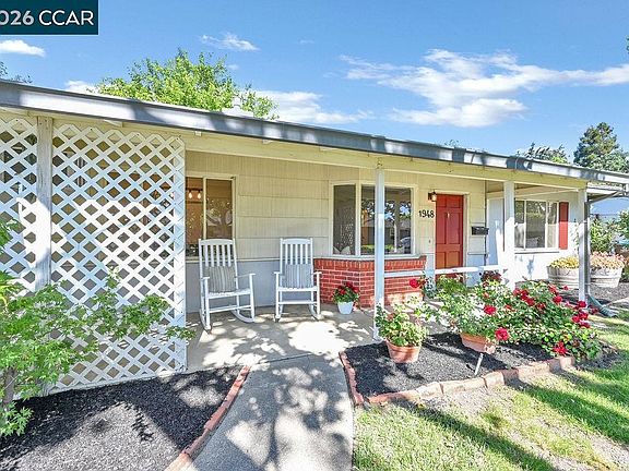 3rd image of 1948 Rose Ln