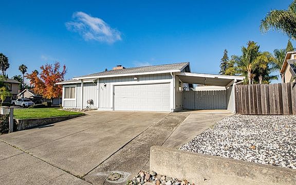 2nd image of 2810 Miller Ct
