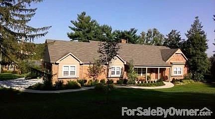 Welcome home!
						:
						Oriel windows are a classic architectural feature that lend cottage charm.