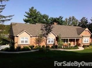 1705 Williamsburg Rd, Lexington, KY 40504