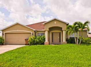 442 NE Van Loon Ln, Cape Coral, FL 33909