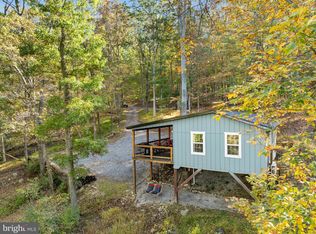 15 Meadow View Dr, Lost River, WV 26810