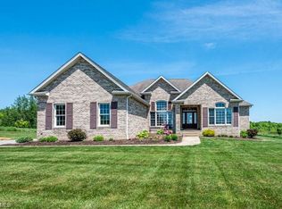 15011 Mystic Rock Rd, Columbiana, OH 44408