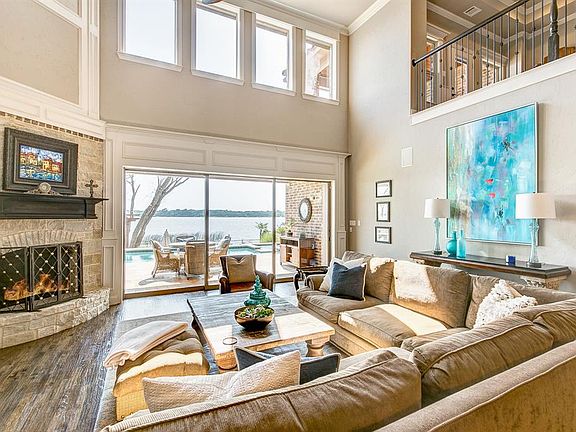 4th image of 10025 Lakeside Dr