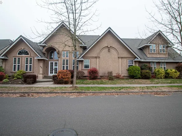 3760 Meadow View Dr, Eugene, OR 97408