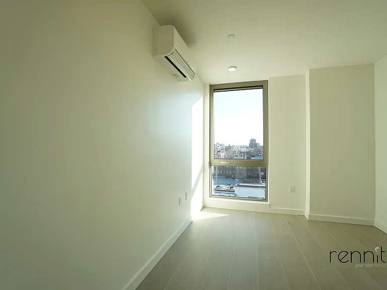 33 Little Nassau St #907 — Photo 13