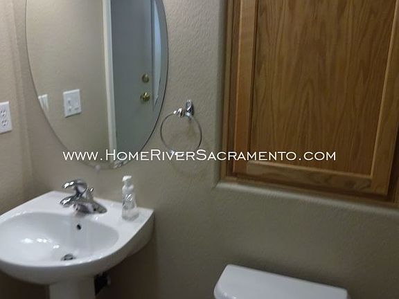 5th image of 1901 Esplanade Cir