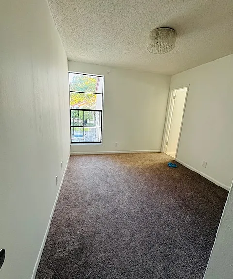 343 Ives Dairy Rd #8 — Photo 1