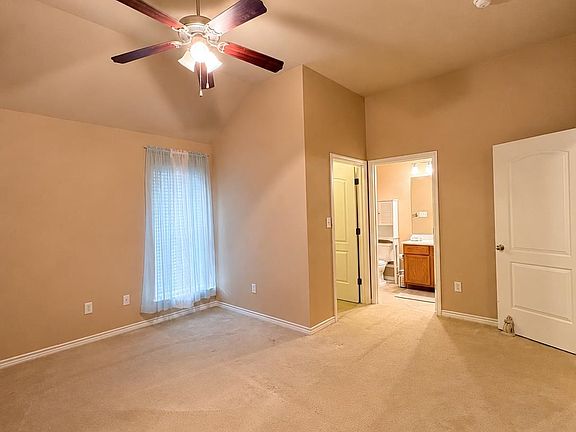 4th image of 5640 Springfield Cir N