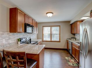 4038 S 90th St, Milwaukee, WI 53228