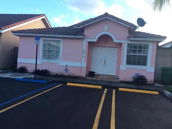 5th image of 8912 NW 121st St #25