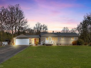 1363 Carle Rd, Akron, OH 44333