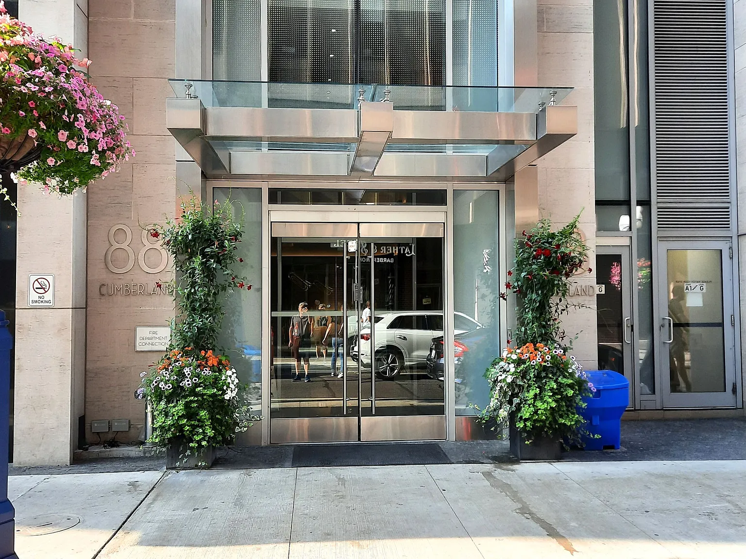 2 bed, $2,700 — Photo 1