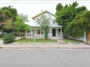 1911 Victoria St, Laredo, TX 78040