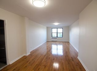 4125 Case St APT 5F, Elmhurst, NY 11373