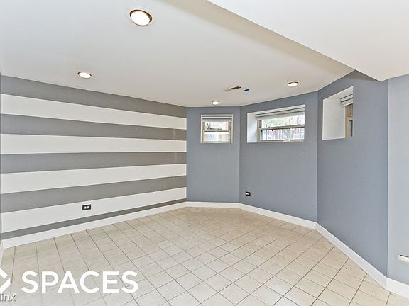 4th image of 742 W Buckingham Pl APT G