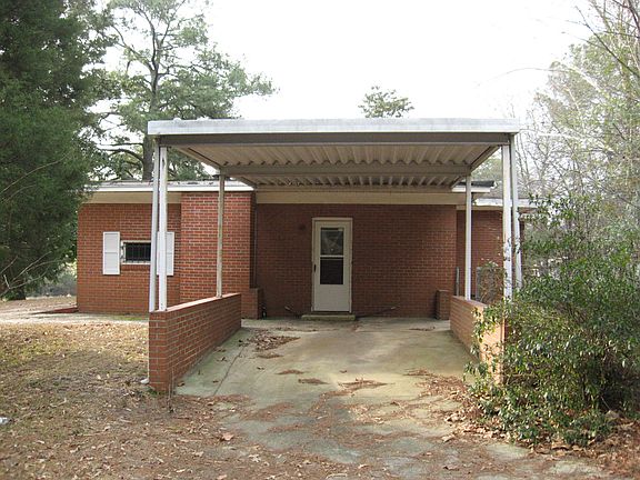 2nd image of 845 Hillsboro St