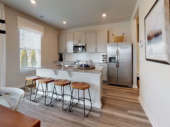 3rd image of 1607 Lannister Avenue Lot #15
