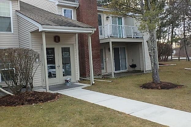 1st image of 1 Thoreau Ct APT 16