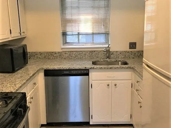 42 Lake Shore Ter APT 3, Brighton, MA 02135