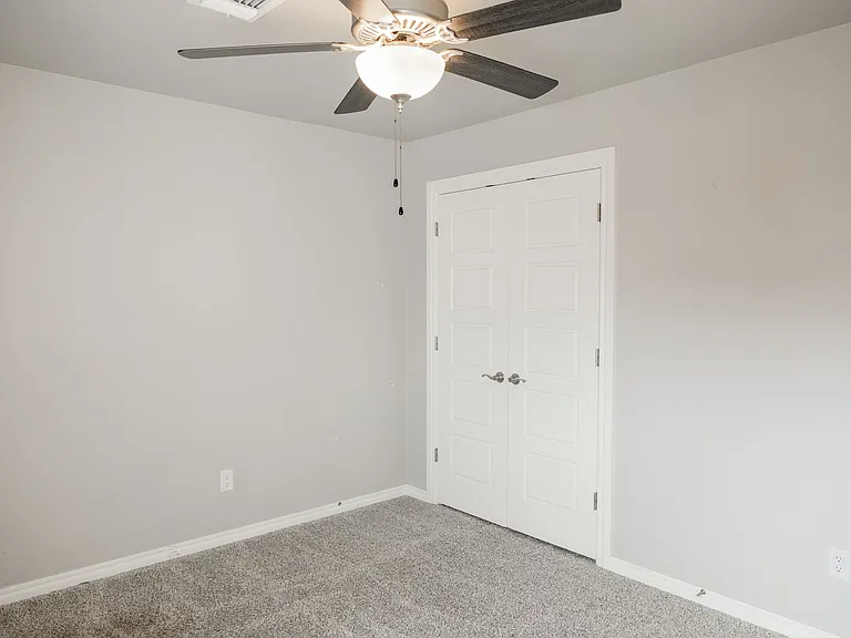 3320 NW 187th Ter — Photo 20