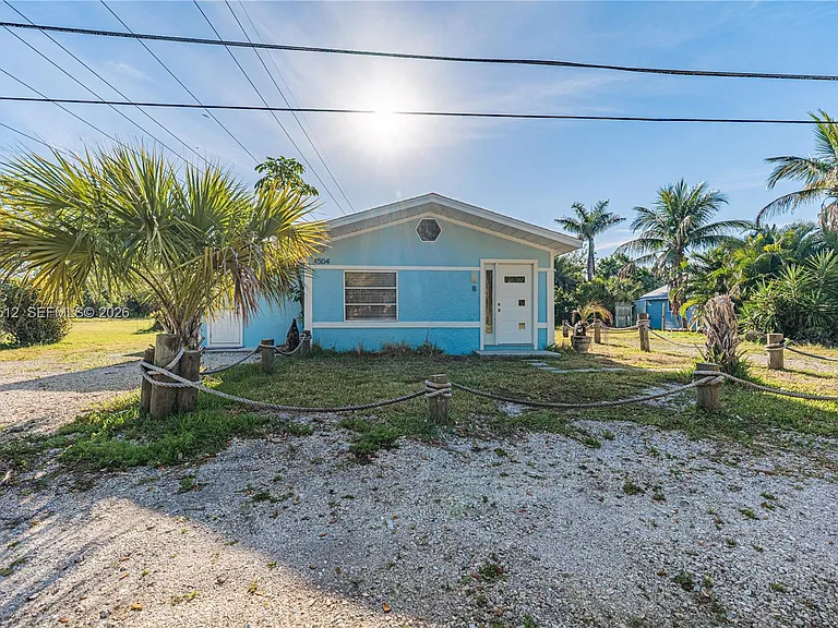 4504 Oakley St #B — Photo 19