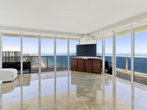 4th image of 1830 S Ocean Dr APT 4701