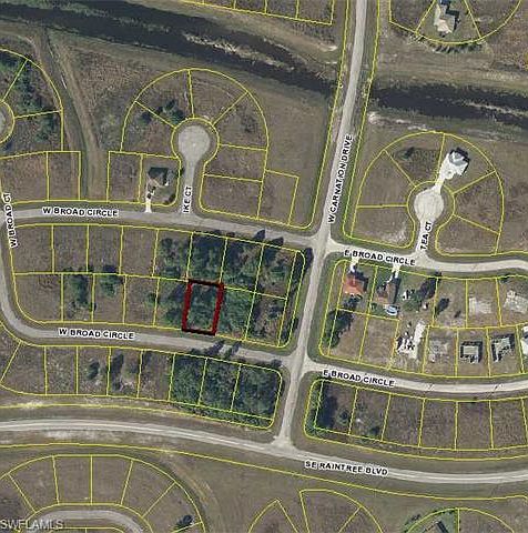 2nd image of 9052 W Broad Cir